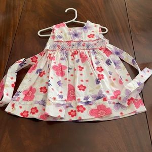 Girl’s dress size 6-12 months